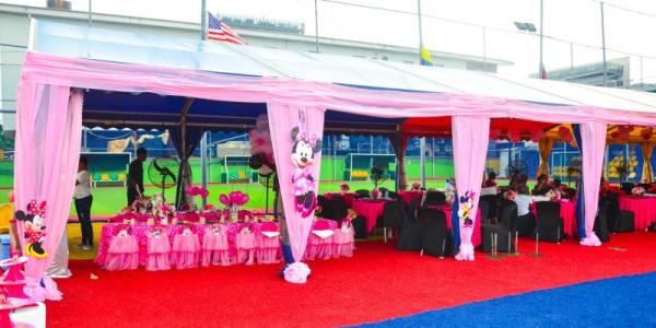 Corporate Parties with use of swimming pool Photo