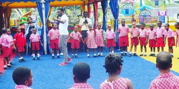 Corona Kids Day Out with Timi Dakolo Photo
